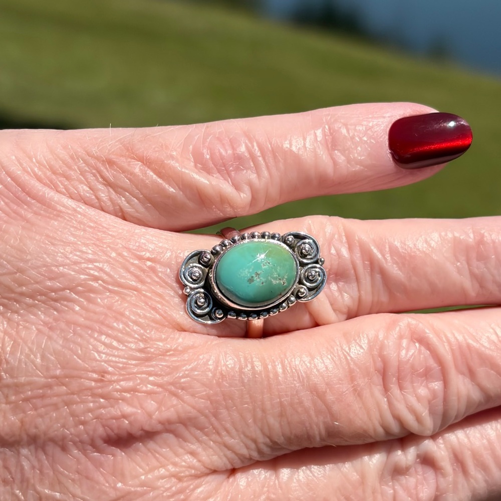 925 Sterling Silver Kingman Turquoise Ring - Picture 12 of 14